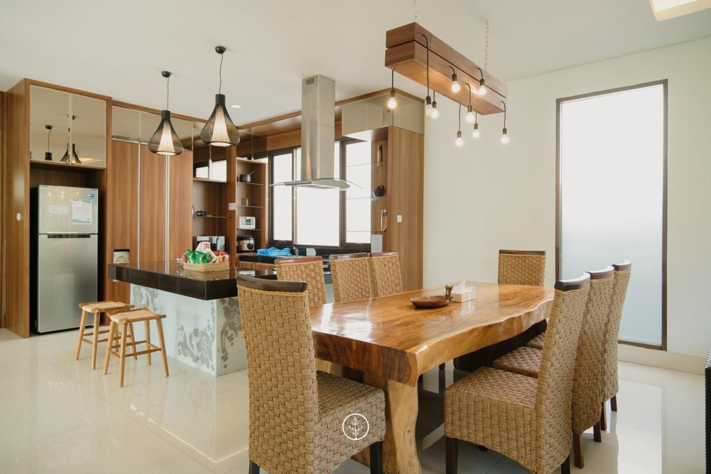 Narwastu Hill View Villa 6 Bedrooms With A Private Swimming Pool Bandung Bagian luar foto