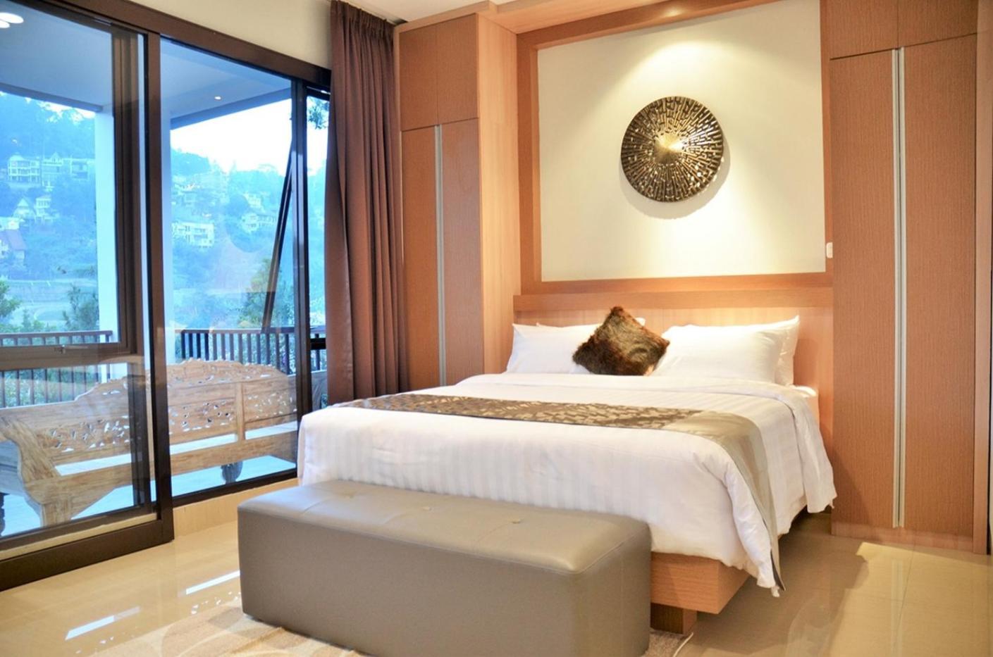 Narwastu Hill View Villa 6 Bedrooms With A Private Swimming Pool Bandung Bagian luar foto