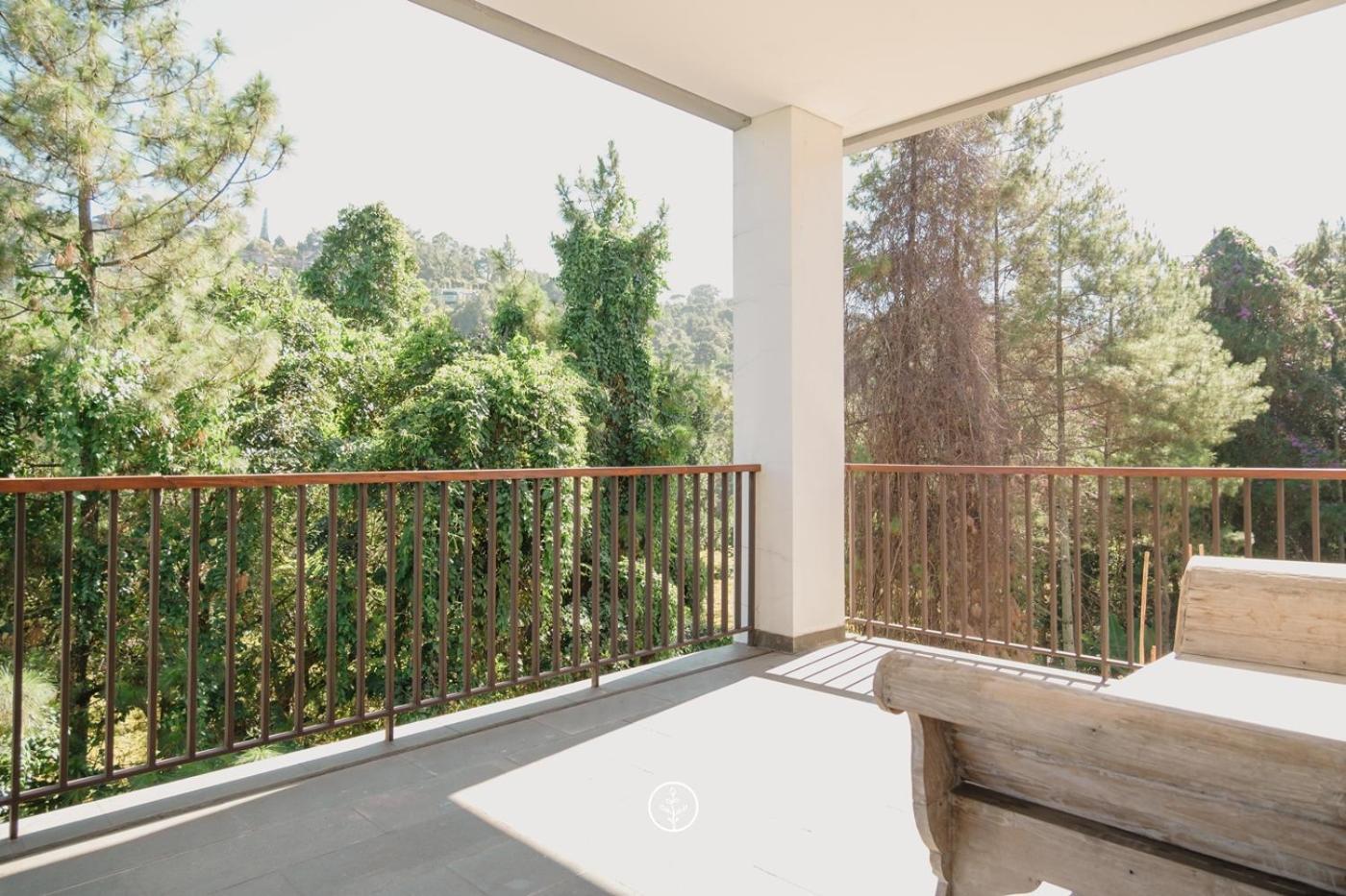 Narwastu Hill View Villa 6 Bedrooms With A Private Swimming Pool Bandung Bagian luar foto